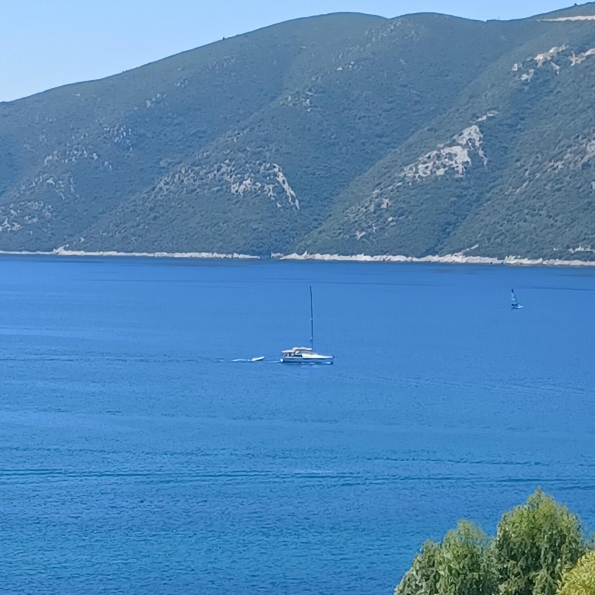 Penthouse Vasiliki Διαμέρισμα Εξωτερικό φωτογραφία